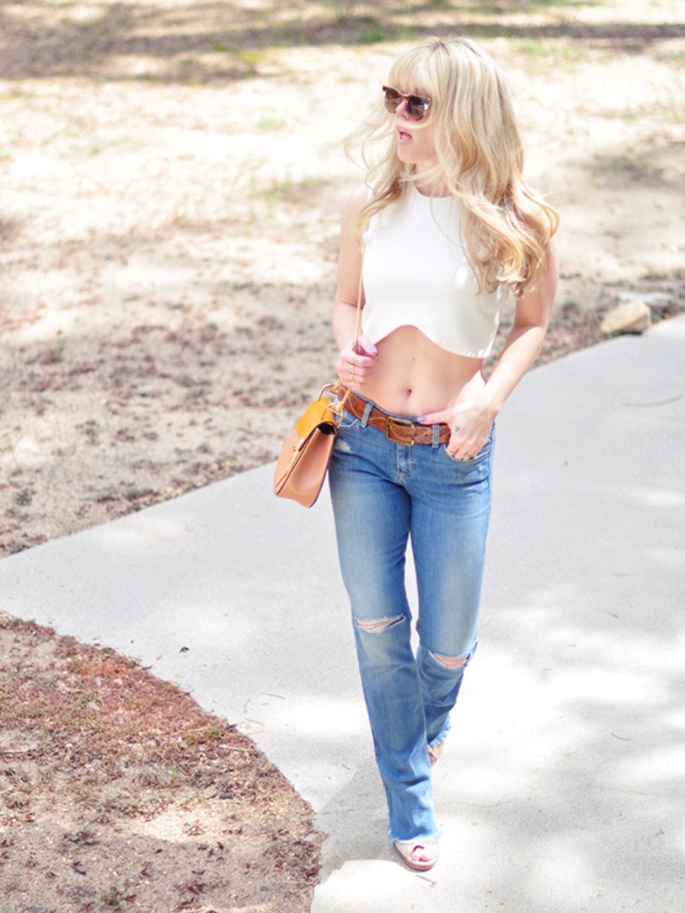BLAQUE LABEL crop top ivory cream cocktail tank crop blouse NWT - Picture 3 of 13